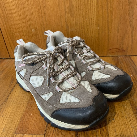 LL Bean Hiking Trails Camping Shoes Low cut Lace up Boots Shoes L.L.Bean W SZ 9 - Picture 4 of 13